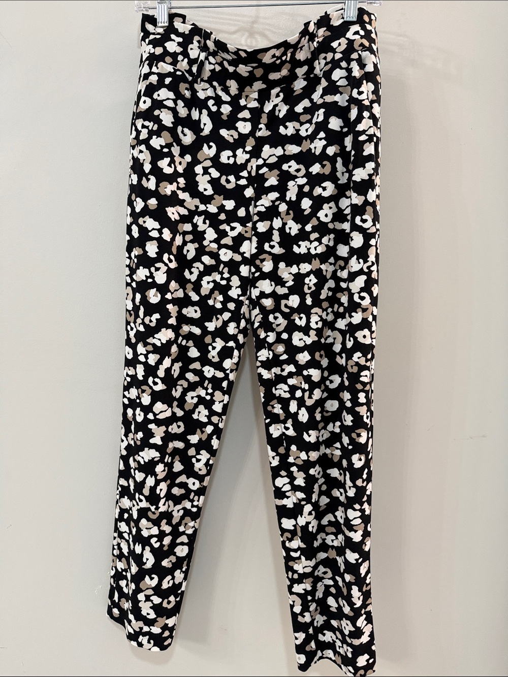 White House Black Market Black with Floral Spots (Tapered Ankle Pants)